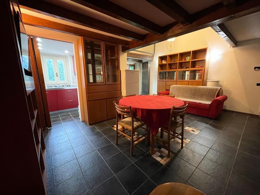 Musicians Mansion Loft Appartement Fino Mornasco Buitenkant foto